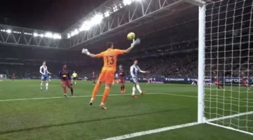 تعادل سلبي.. نتيجة الشوط الأول بين برشلونة وإسبانيول في الدوري الإسباني